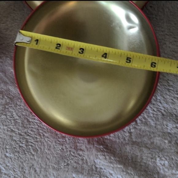 M&M Christmas Tins 2013 - Picture 6 of 9